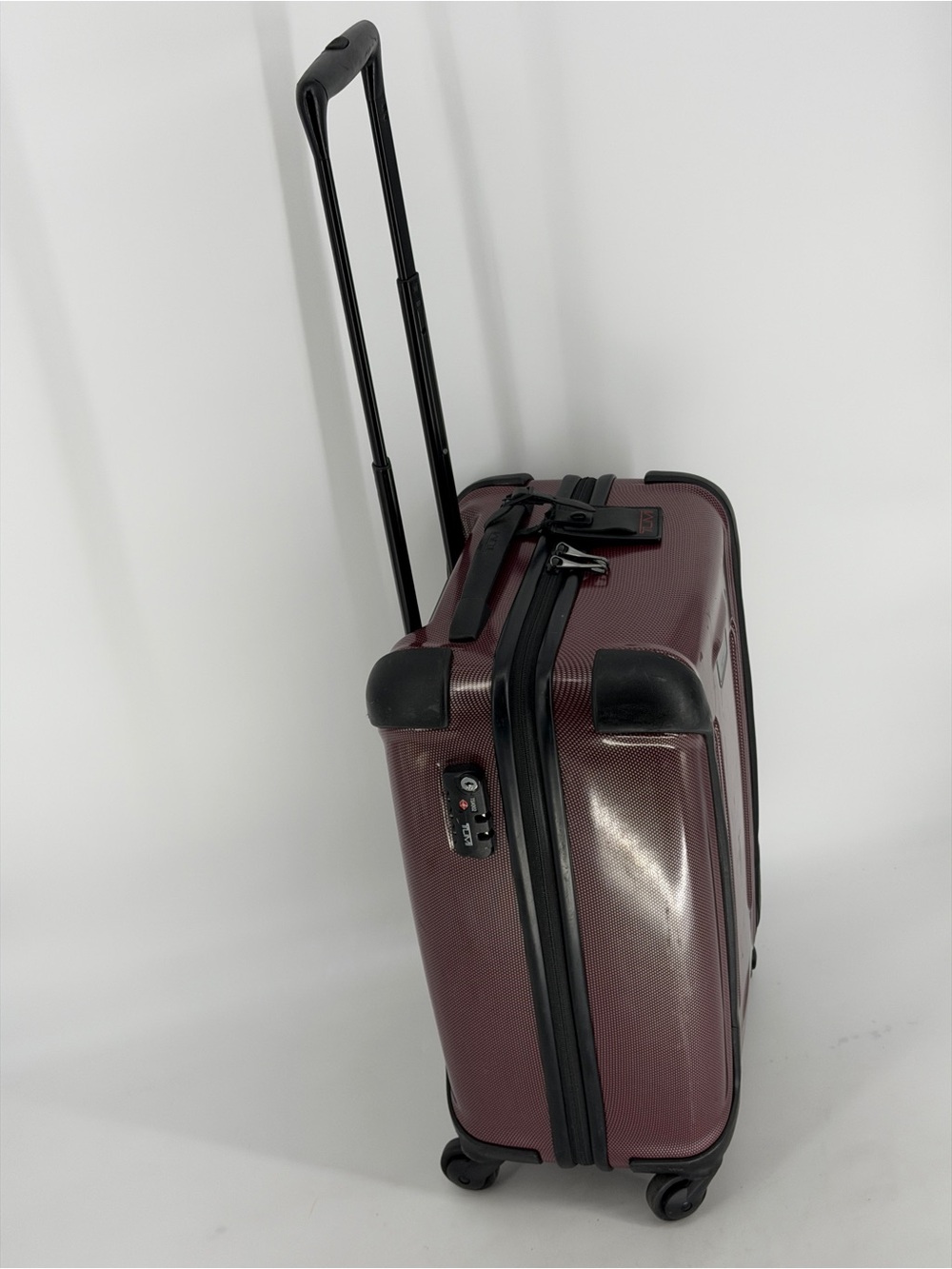 Tumi Vapor Extended Carry On Trip Packing Case Hard Shell Luggage - Picture 4 of 15